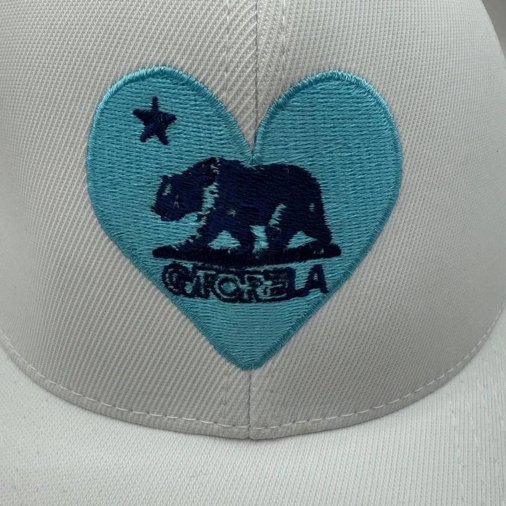 G FORE Men‎ White Flexfit 110 Baseball Cap with California LA Bear Heart Logo OS